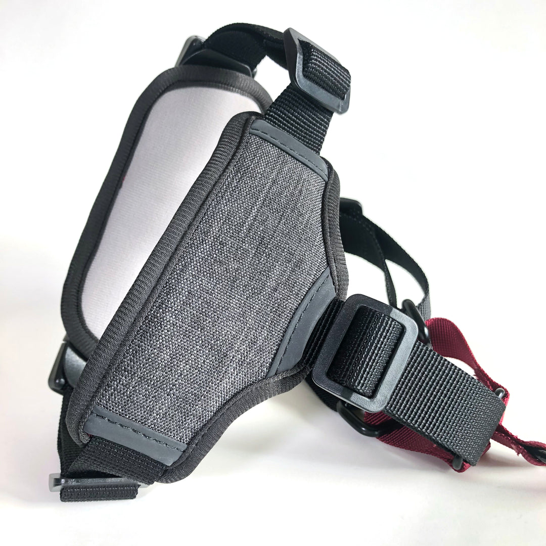BAUMUTT IN LINE no pull dog harness, under padding view, SKU: DUSK (dark grey and ruby accent)