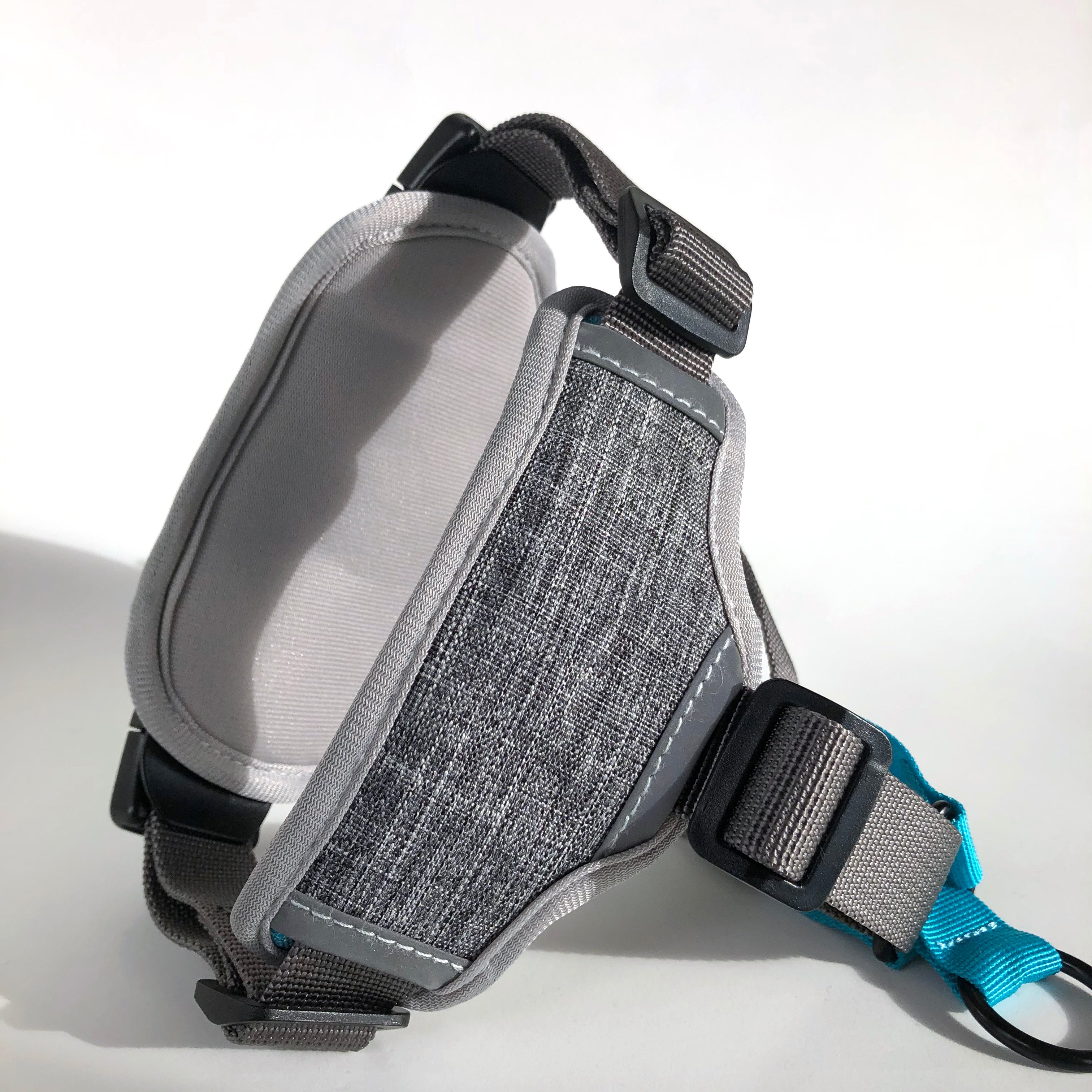 BAUMUTT  IN LINE no pull dog harness, under padding SKU: STONE (light grey and aqua accent)
